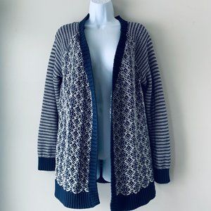 GAP long white and navy knit cardigan size L